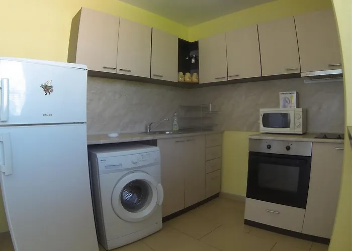 Holidays Bourgas * ブルガス